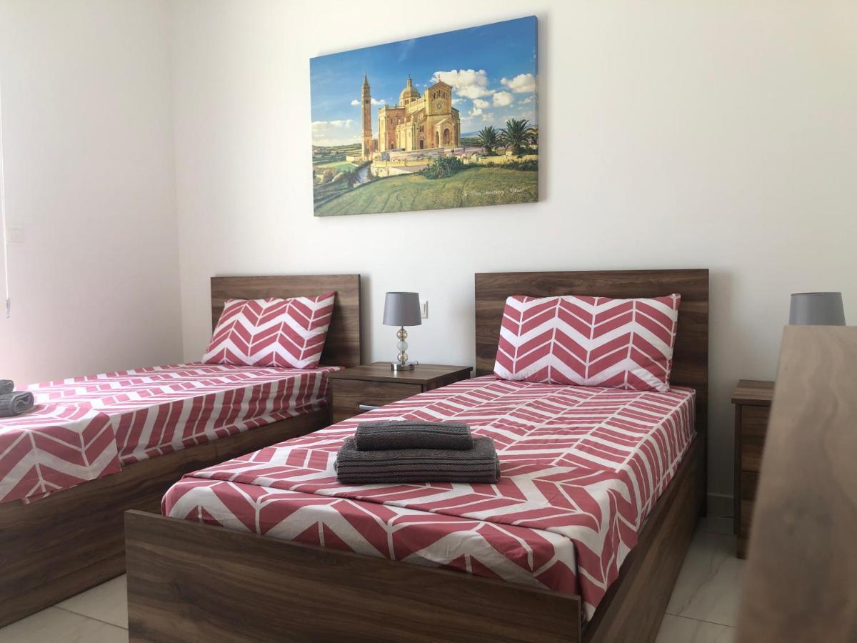Penthouse In Marsaxlokk With Panoramic Views: 3 Bedrooms, 2 Baths Zewnętrze zdjęcie