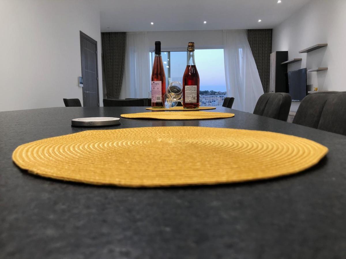 Penthouse In Marsaxlokk With Panoramic Views: 3 Bedrooms, 2 Baths Zewnętrze zdjęcie